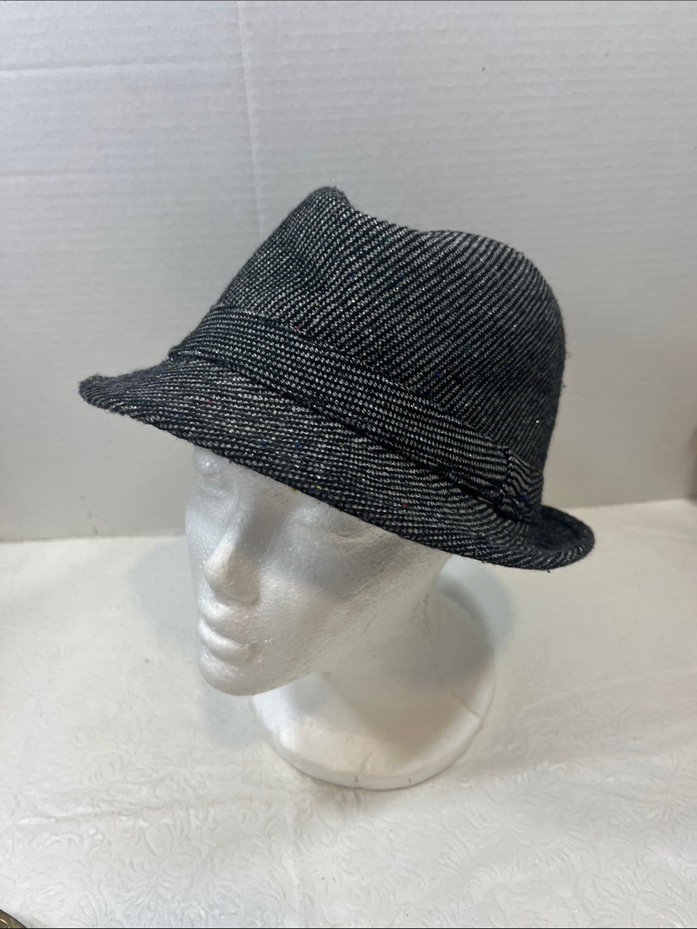Stylish Black Gray Metallic Tweed Fedora Hat D&Y Brand Evening 1.5” Brim